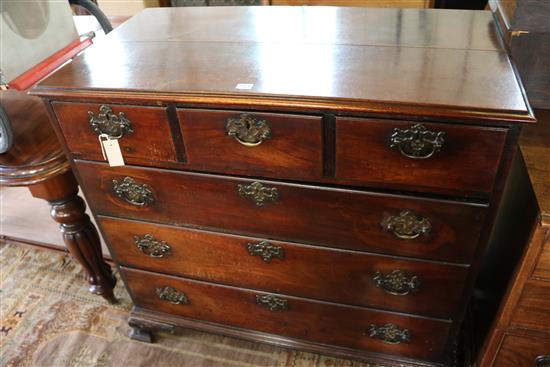 Georgian mahogany chest of drawers